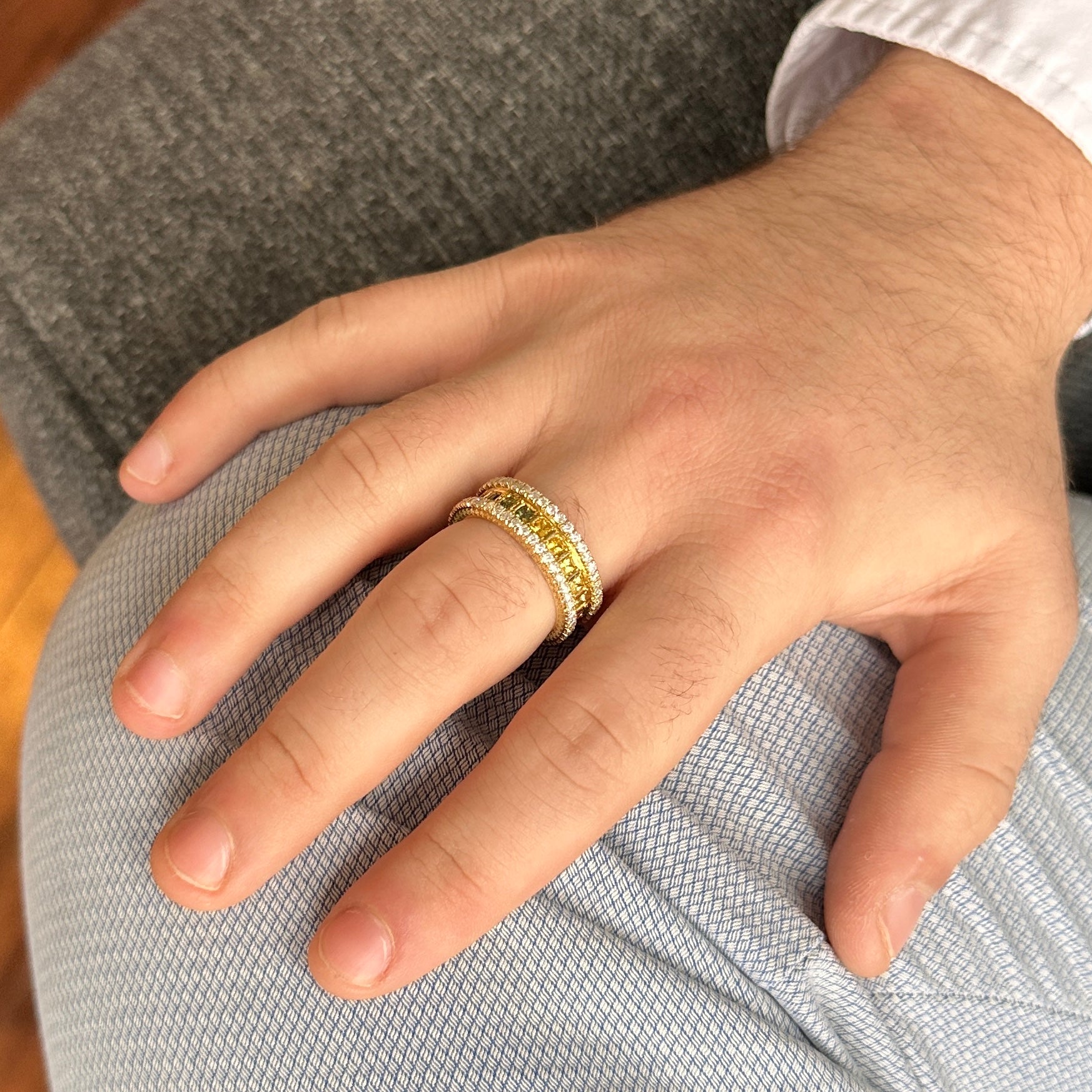 1.47ct Rainbow Sapphire, 1.75ct Diamond Gent's Ring set in 18k Yellow Gold - Skyjems Wholesale Gemstones