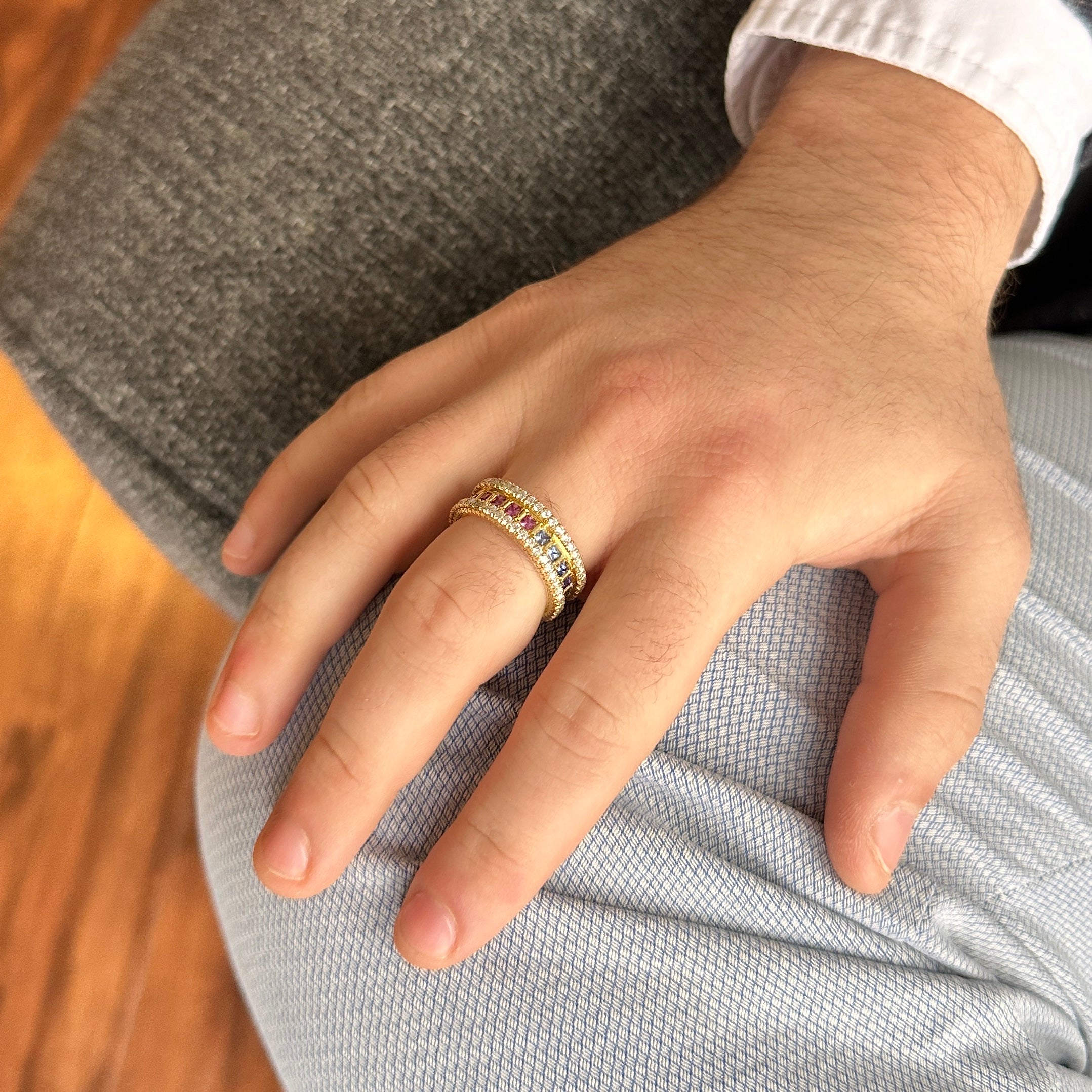 1.47ct Rainbow Sapphire, 1.75ct Diamond Gent's Ring set in 18k Yellow Gold - Skyjems Wholesale Gemstones