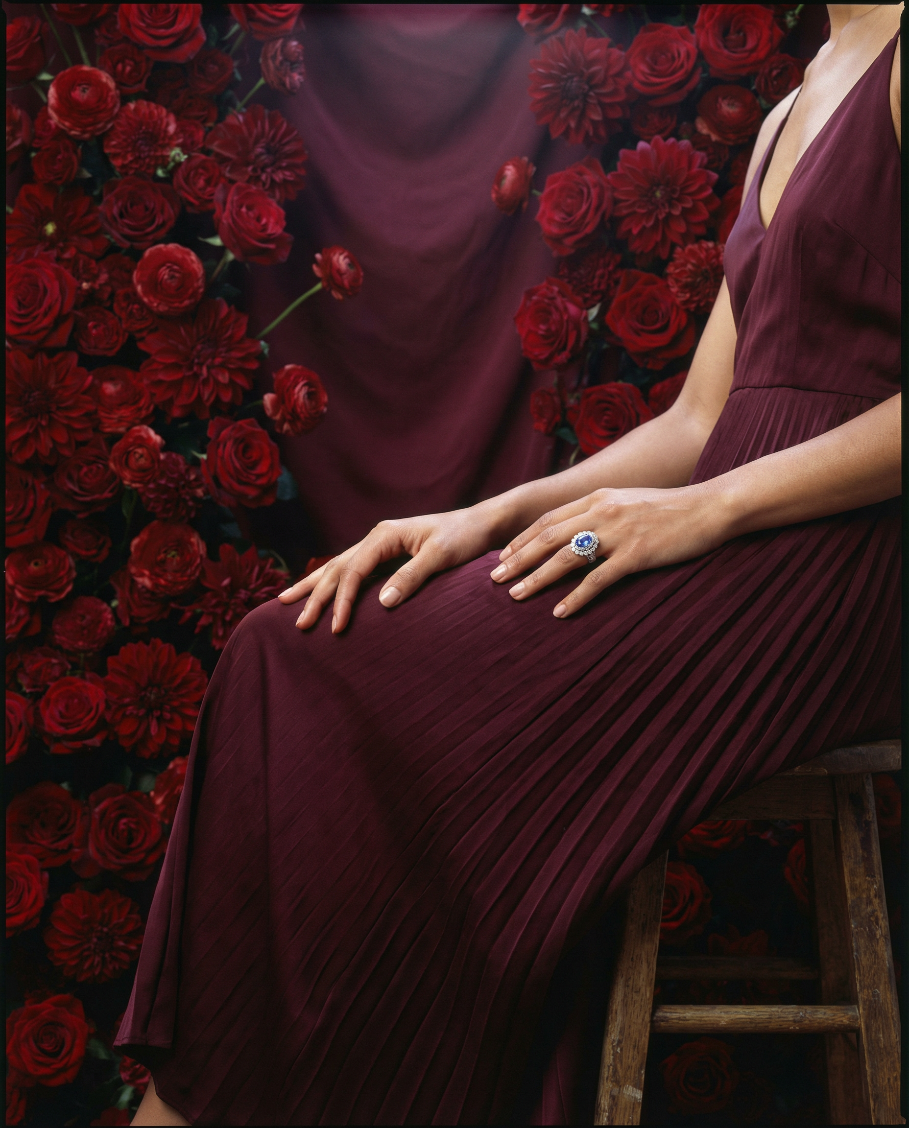 4.39ct Cushion Blue Sapphire, Diamond Halo Engagement Ring set in Platinum, Unheated - Skyjems Wholesale Gemstones