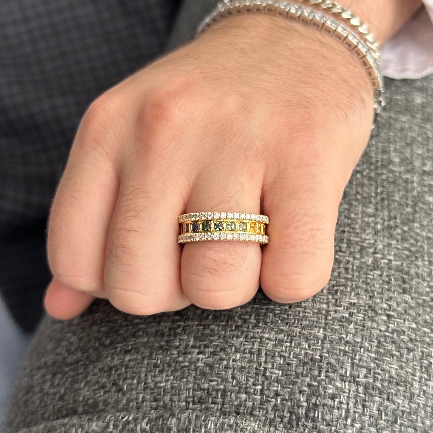 1.47ct Rainbow Sapphire, 1.75ct Diamond Gent's Ring set in 18k Yellow Gold - Skyjems Wholesale Gemstones